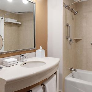 Deluxe Guest room 2 Queens